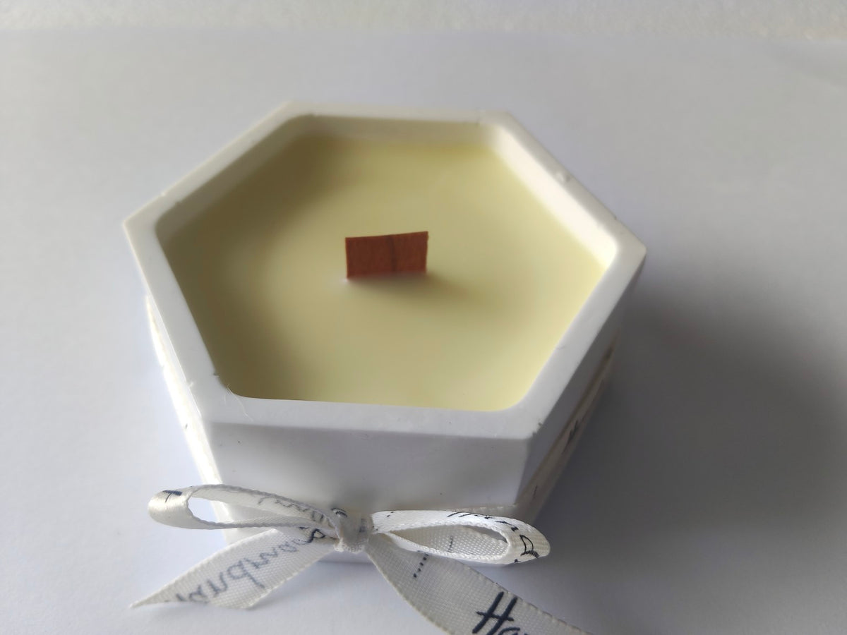 Vela hexagonal Citrus Escape - Citronela e limão